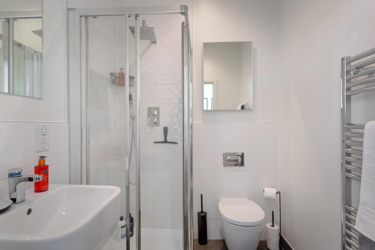 Luxury Serviced Apartments Stevenage, Hertfordshire Ngoại thất bức ảnh