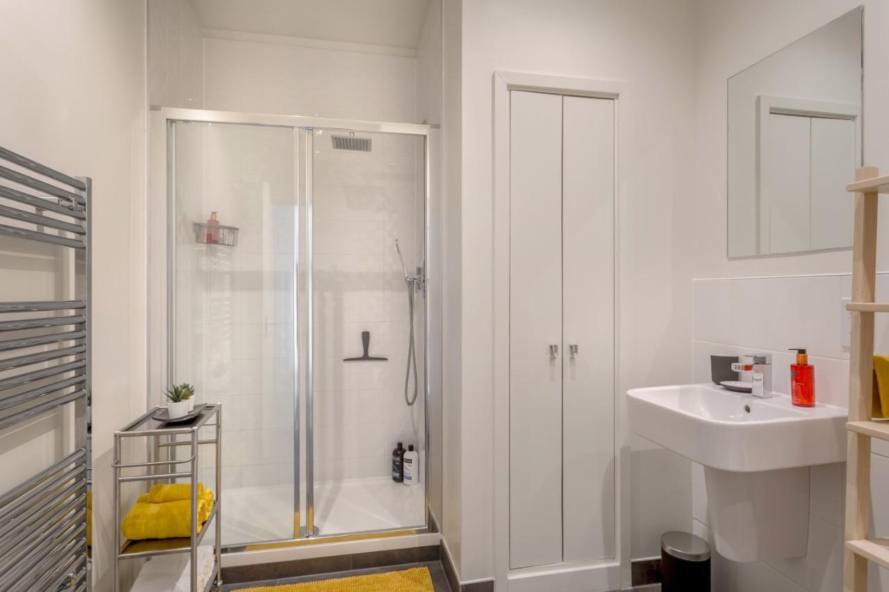 Luxury Serviced Apartments Stevenage, Hertfordshire Ngoại thất bức ảnh